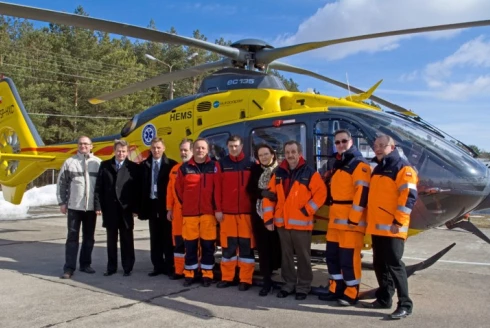 Oficjalna inauguracja dyżuru na śmigłowcu EC 135 w gdańskiej bazie