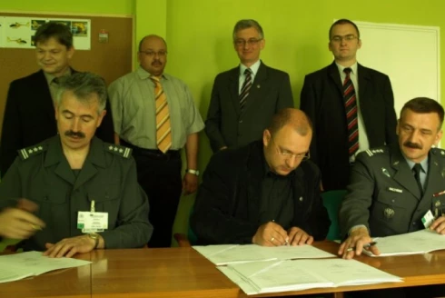 Porozumienie o współpracy na lotnisku Warszawa-Okęcie