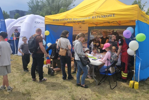 Bezpieczne niebo z dronami